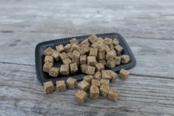 Ready Square Pellets 6mm 12 Ready Square Pellets 6mm -Visuitrusting Winkel grainbaits ready square boilies 6mm 25kg 2