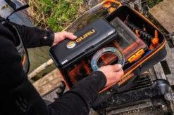 Guru Adjustable Rig Case 6" 17 Guru Adjustable Rig Case 6" -Visuitrusting Winkel guru adjustable rig case 6 7